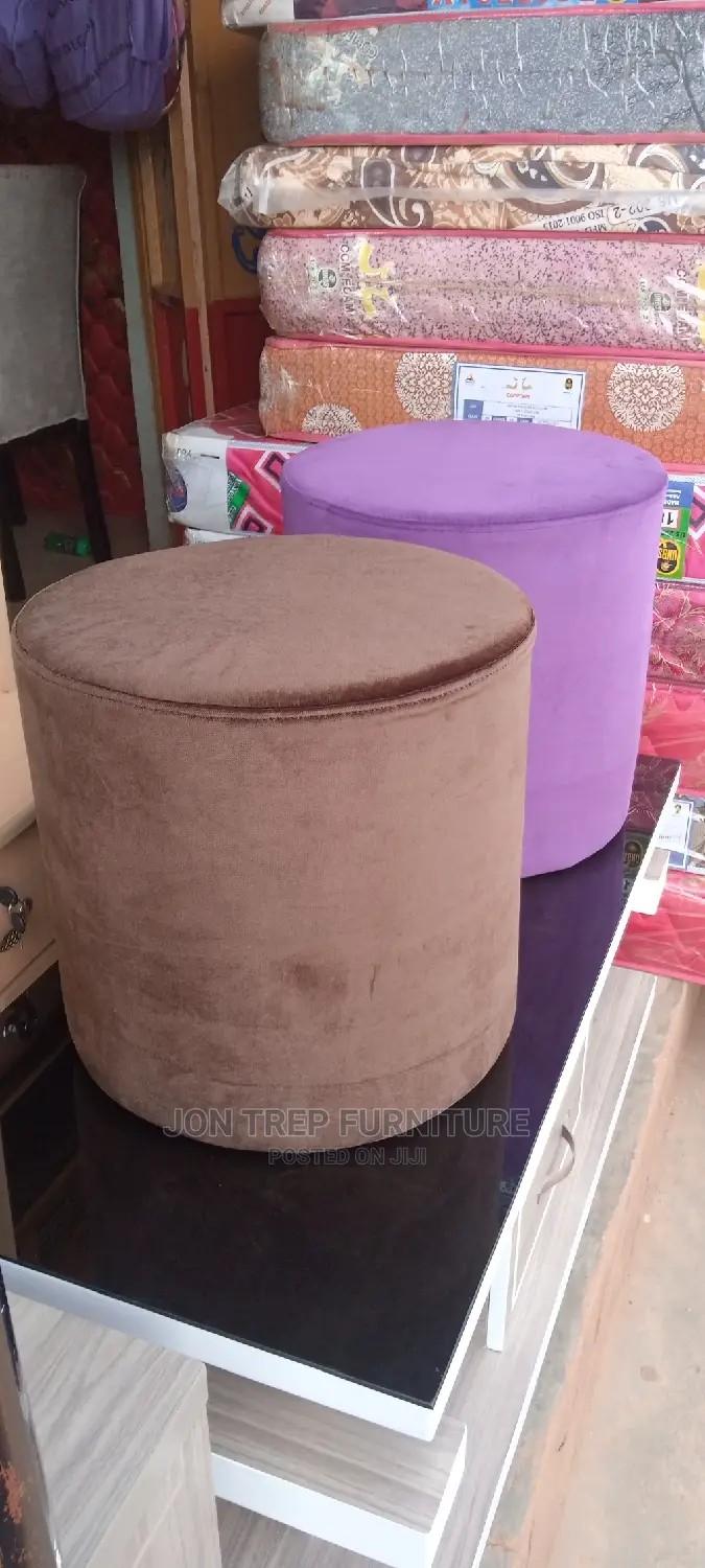 Brand New Pouf