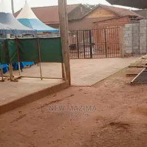 Very Busy Bar and Pool Table Is for Rent Inheart of Makindye