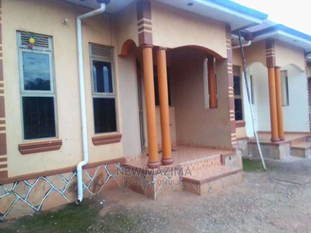 6bdrm House in Makindye, Division B for Sale