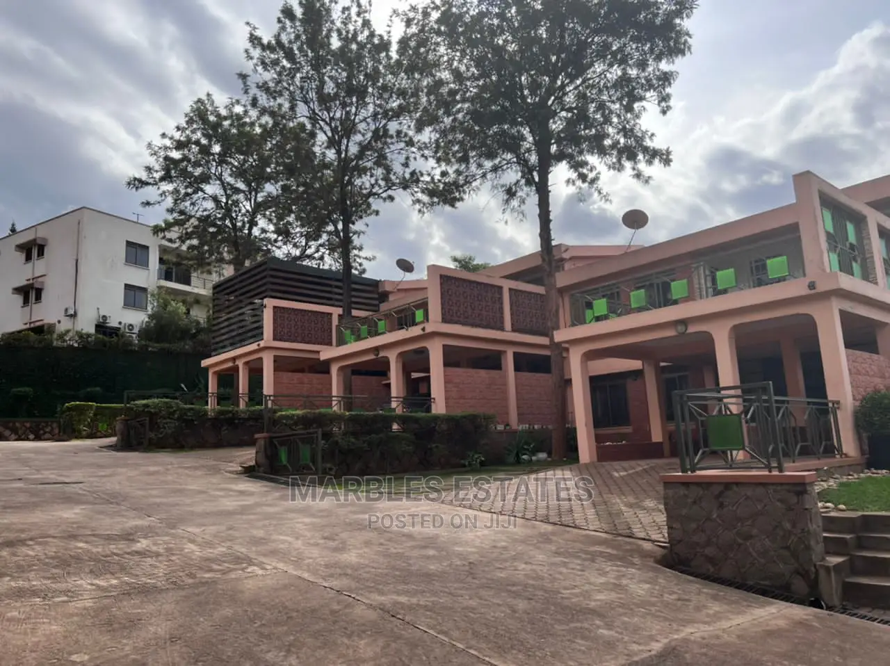 4bdrm Townhouse/Terrace in Naguru, Central Division for Rent