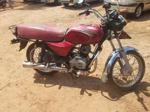 Bajaj Avenger 180 2020 Red