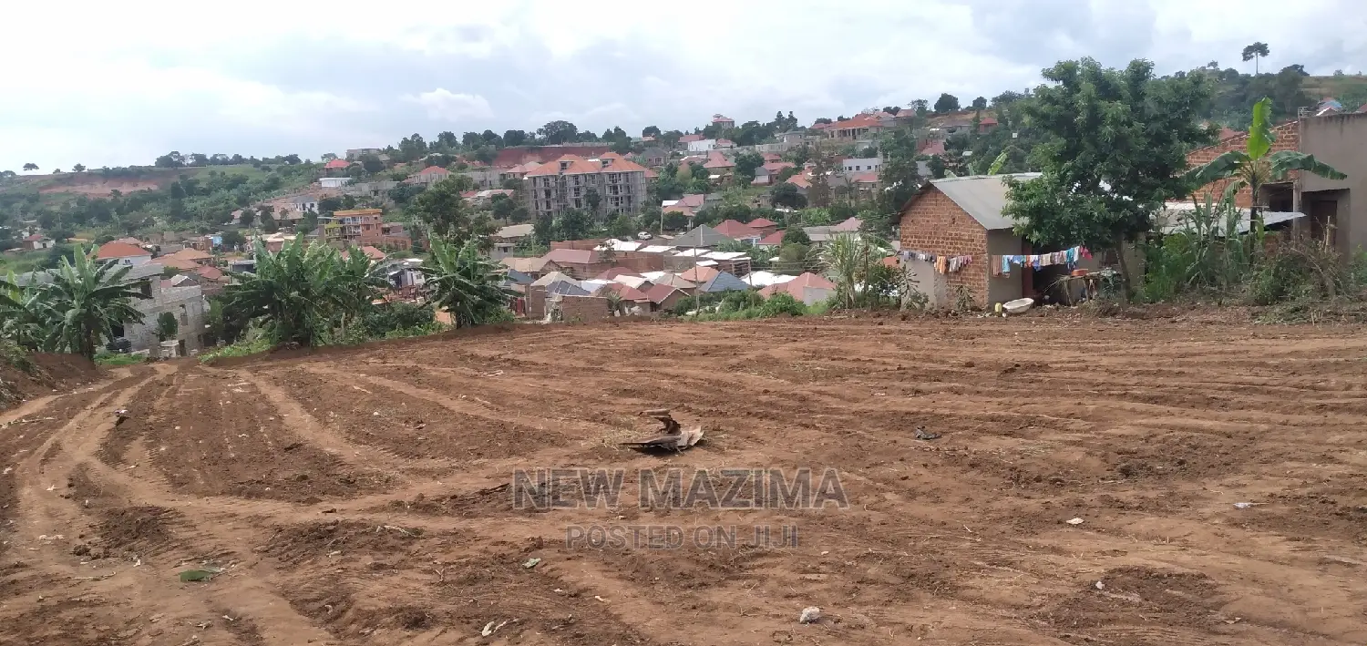 Veryhot Plot Quicksale After Munyonyo in First Trafic Lights