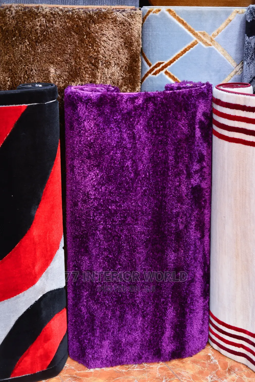 Center Carpets