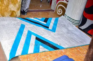 Center Carpets
