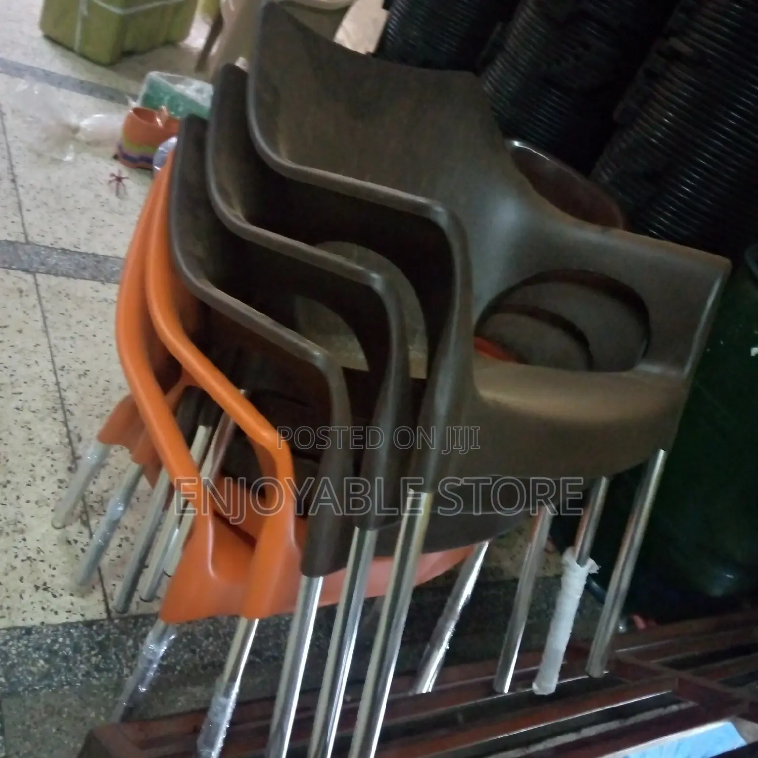 Plastic Unique Chair Steel Legs
