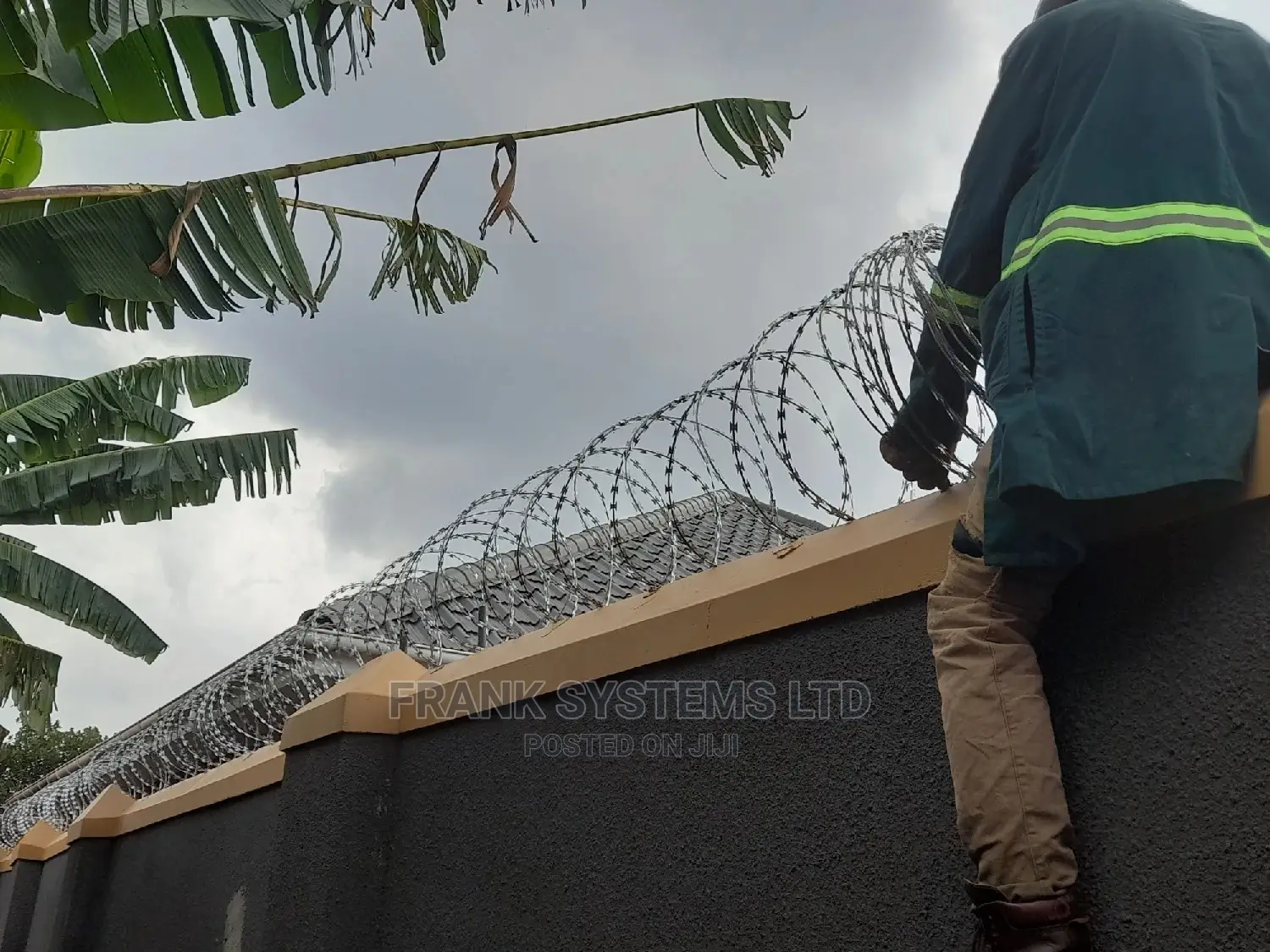 Razor Wire Fencing, 7metresgalvanised Stainless Steel.