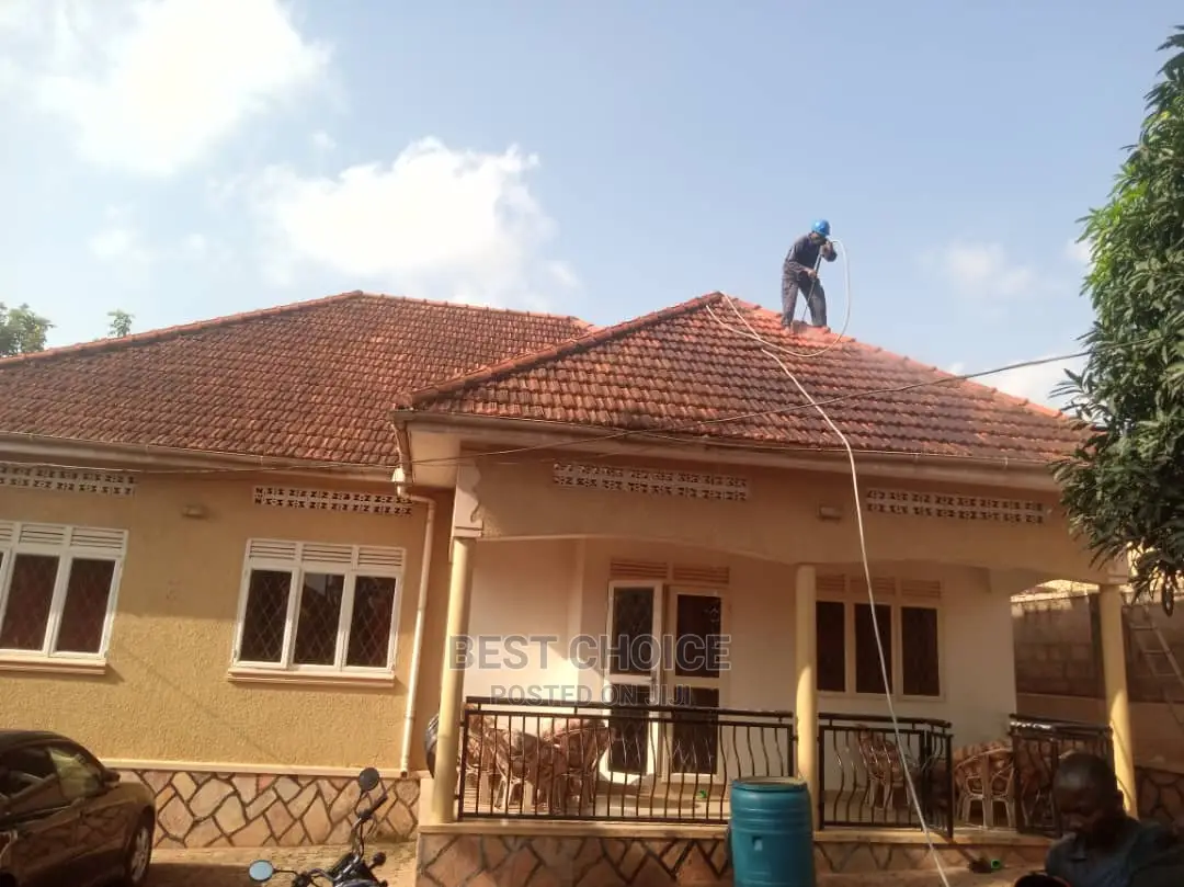 Roof Cleaning Services That Guarantee the Best Results.