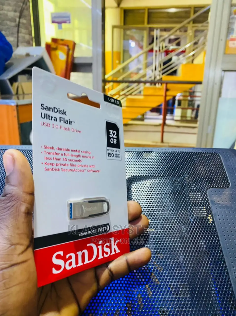Sandisk Ultra Flairtm USB 3.0 Flash Drive 32gb