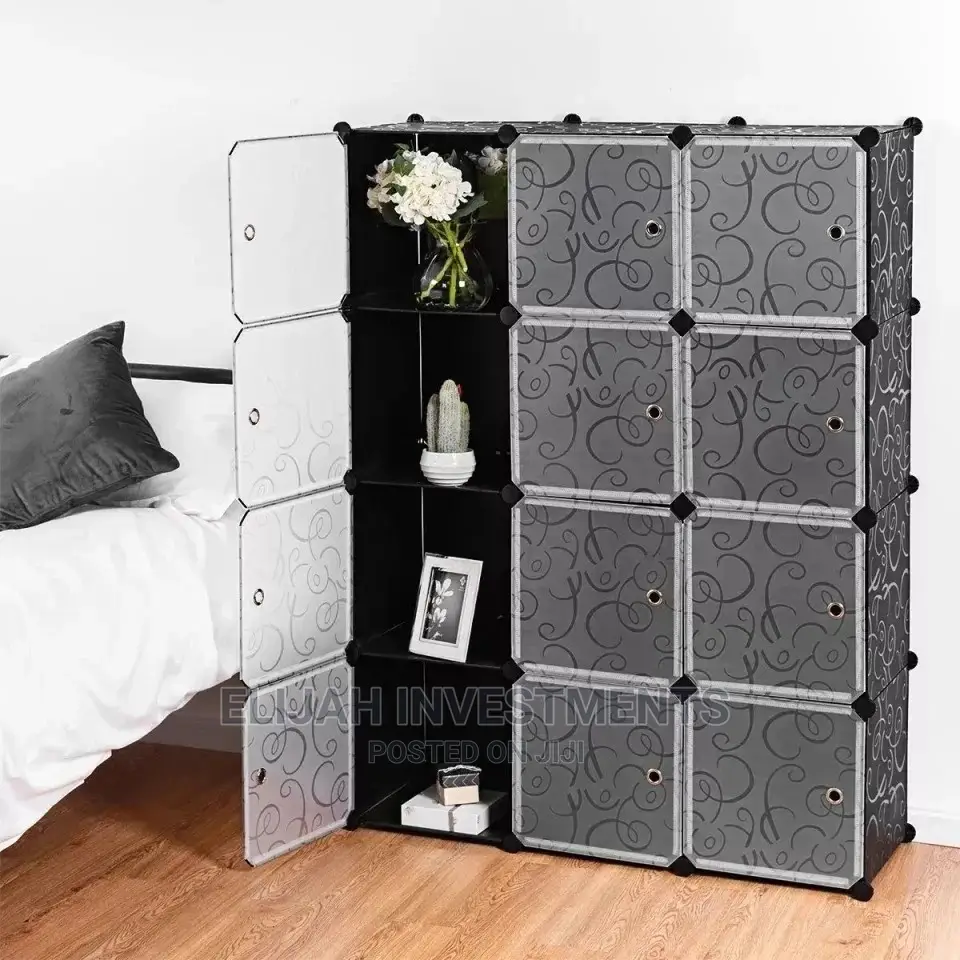Elegant Plastic Wadrope / Closet