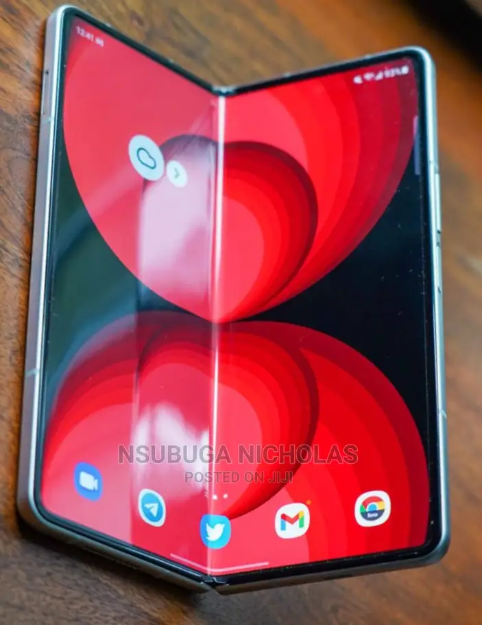 Samsung Galaxy Z Fold 3 256 GB Silver