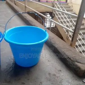 Plastic 20ltr Open Bucket