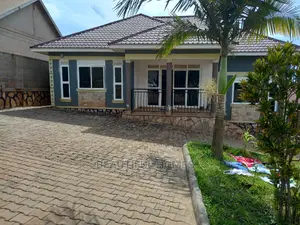 Furnished 3bdrm House in Kira Good for Sale