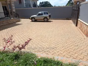 Furnished 4bdrm Bungalow in Kira for Sale
