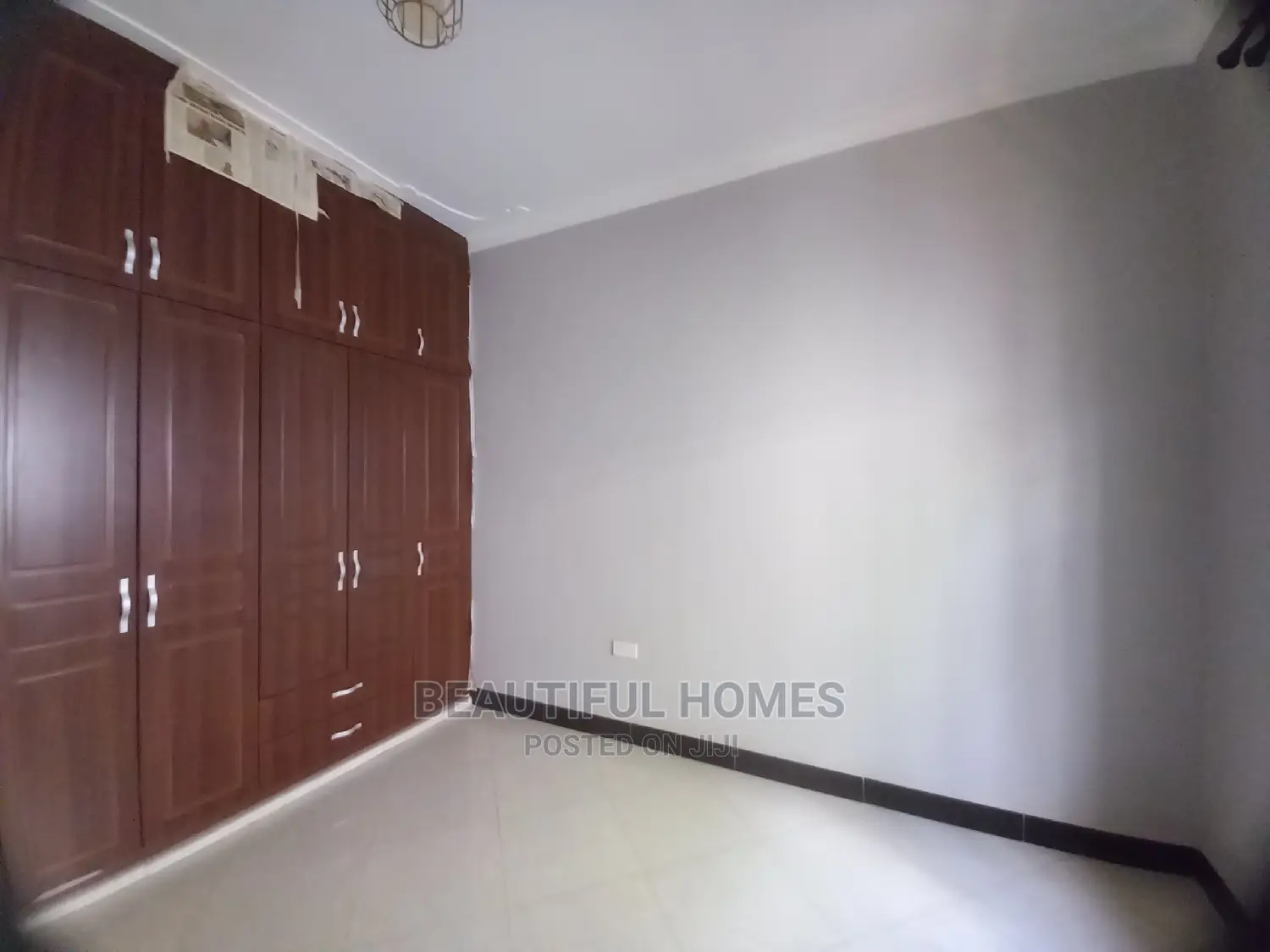 Furnished 4bdrm House in Kira Classy for Sale