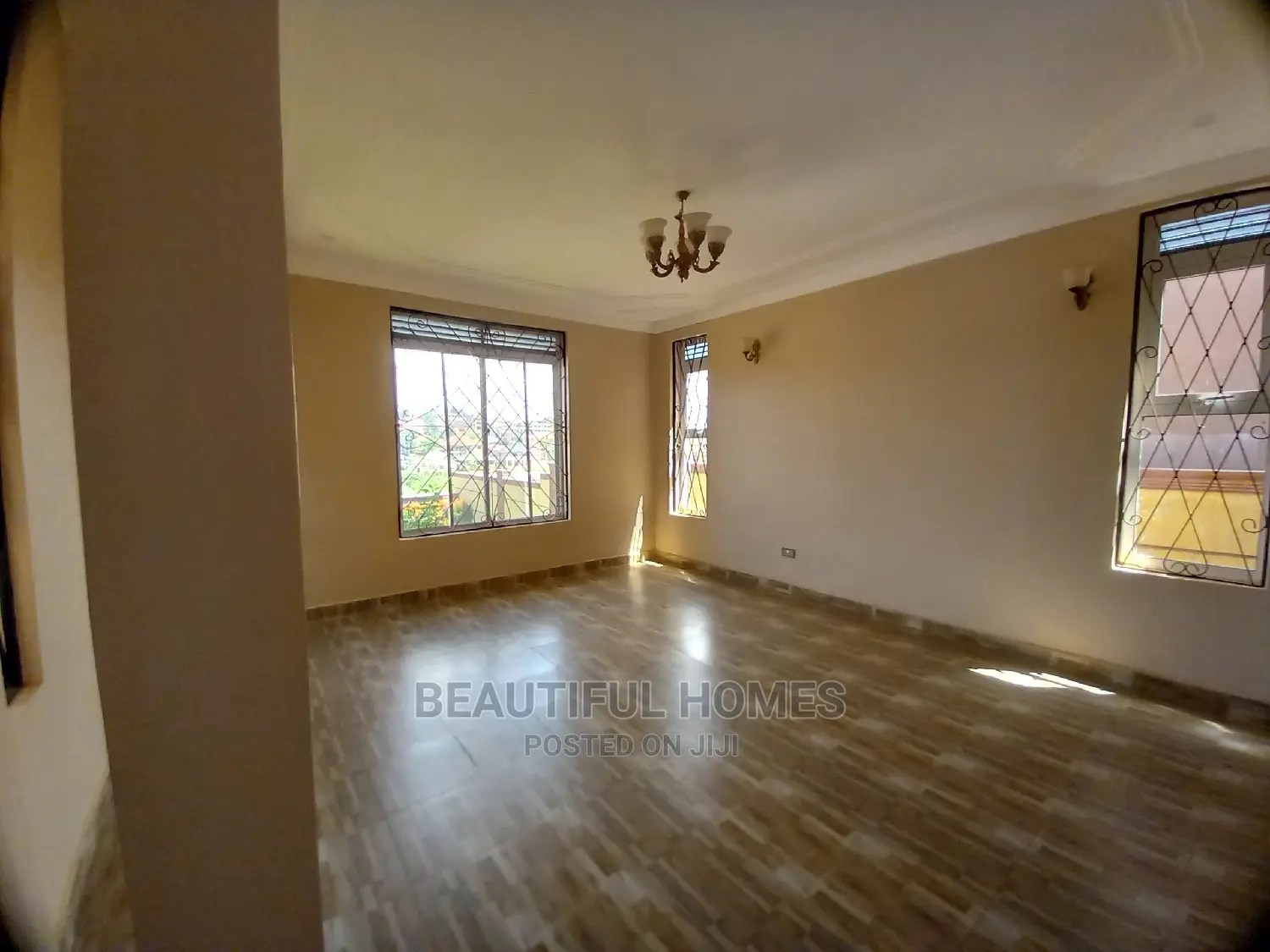 Furnished 4bdrm Duplex in Kira Corporate for Sale