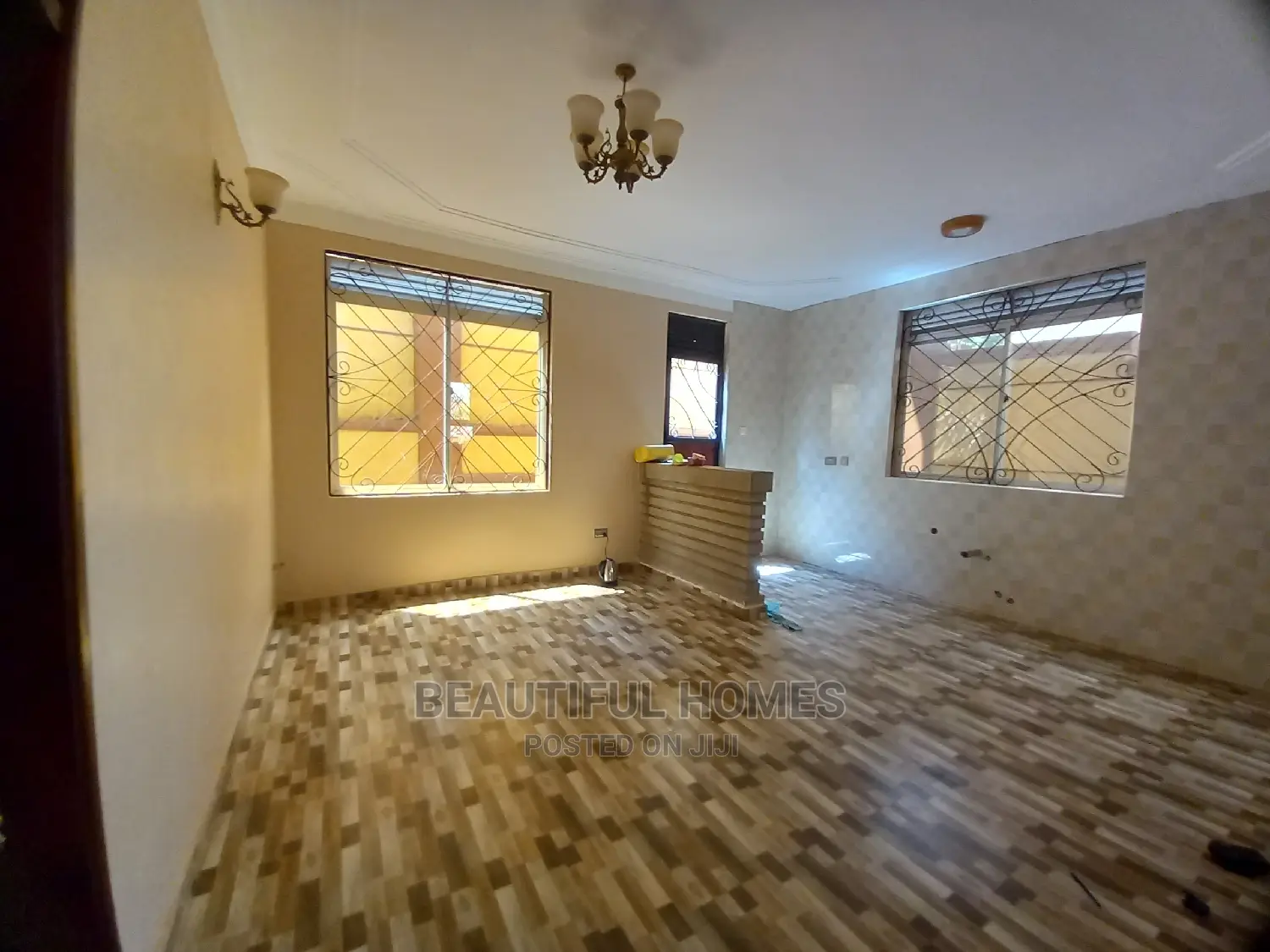 Furnished 4bdrm Duplex in Kira Corporate for Sale