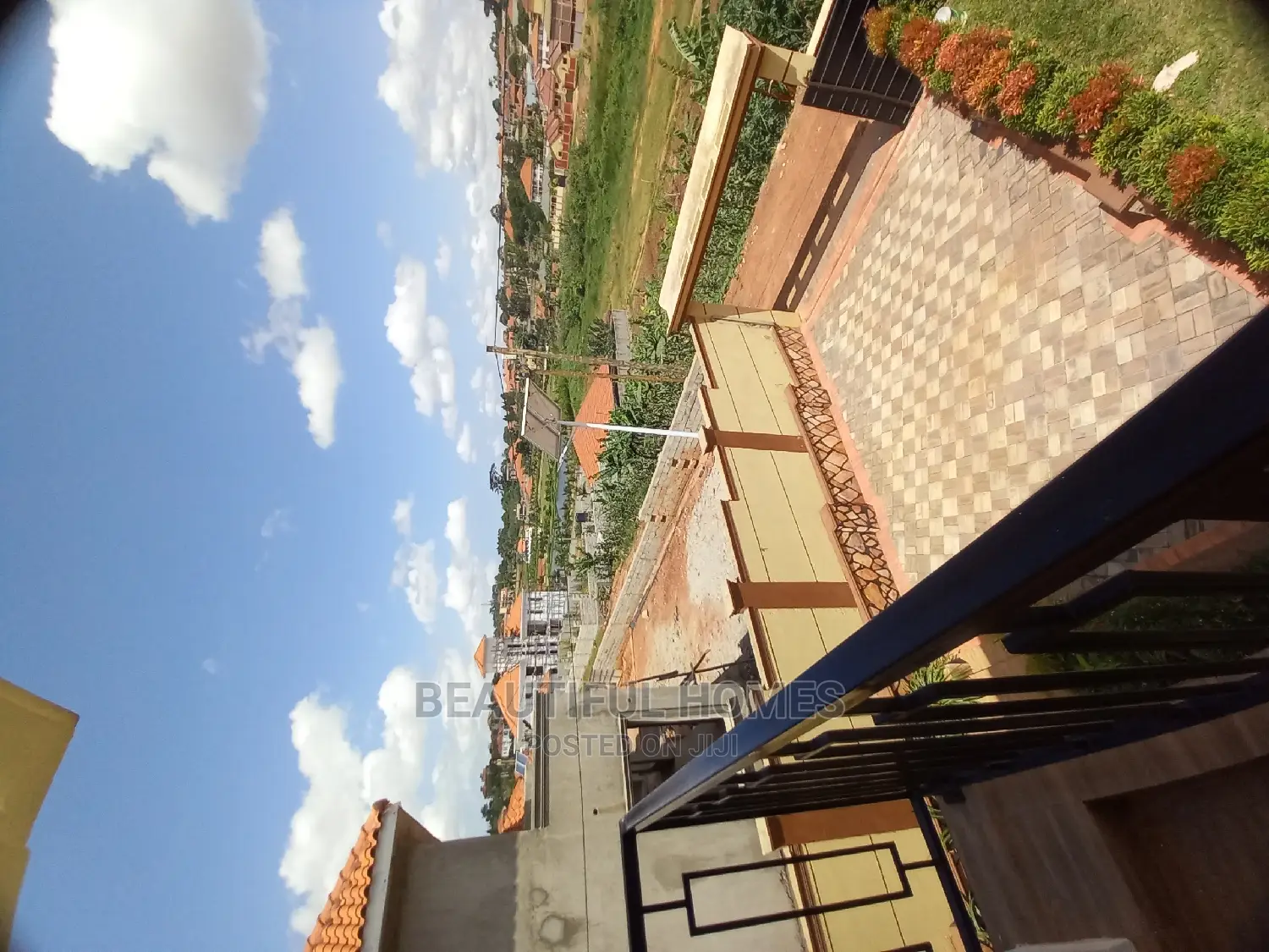 Furnished 4bdrm House in Kira Ministers for Sale