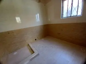 Furnished 4bdrm Maisonette in Kira Corporate for Sale