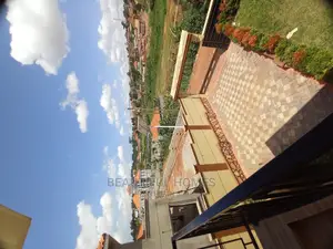 Furnished 4bdrm Maisonette in Kira Corporate for Sale