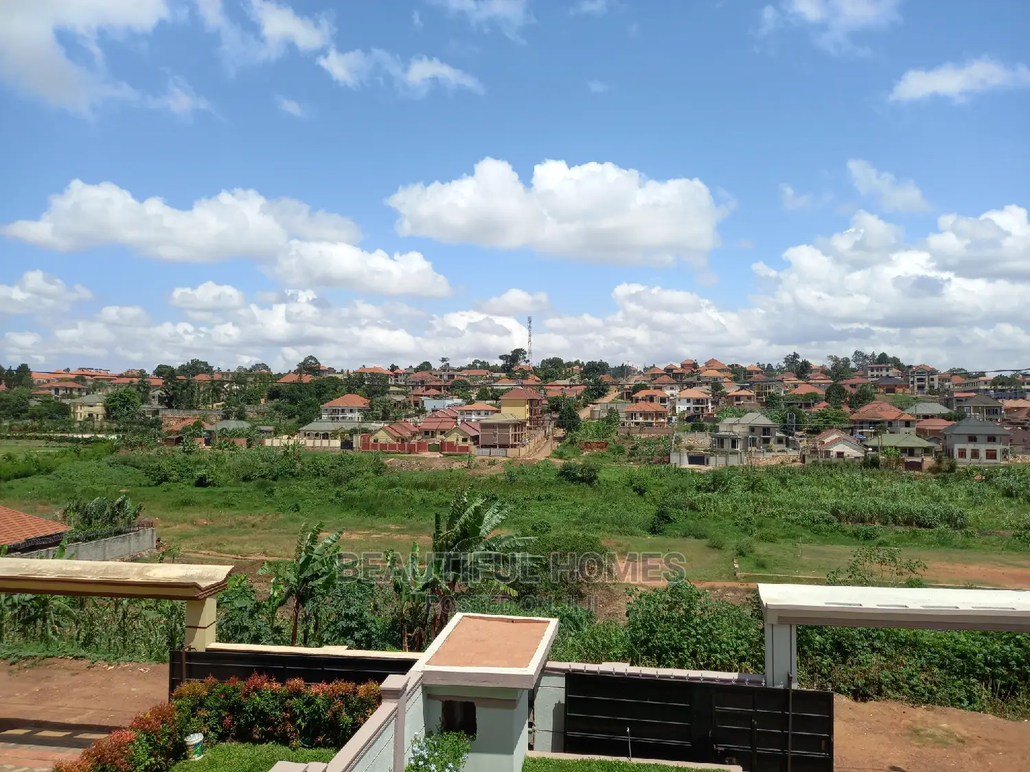 Furnished 4bdrm Duplex in Kira Ministers for Sale