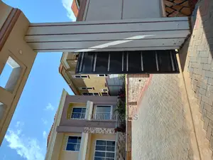 Furnished 4bdrm Mansion in Kira Corporate Lane for Sale