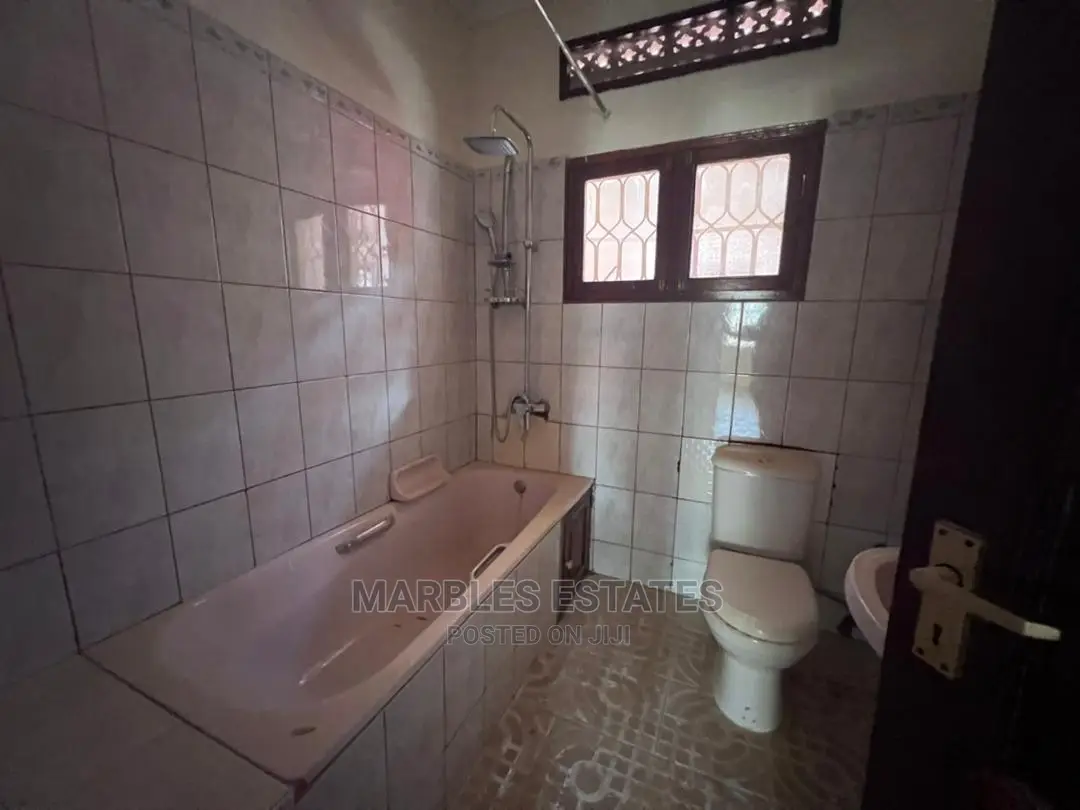 4bdrm House in Kololo, Central Division for Rent
