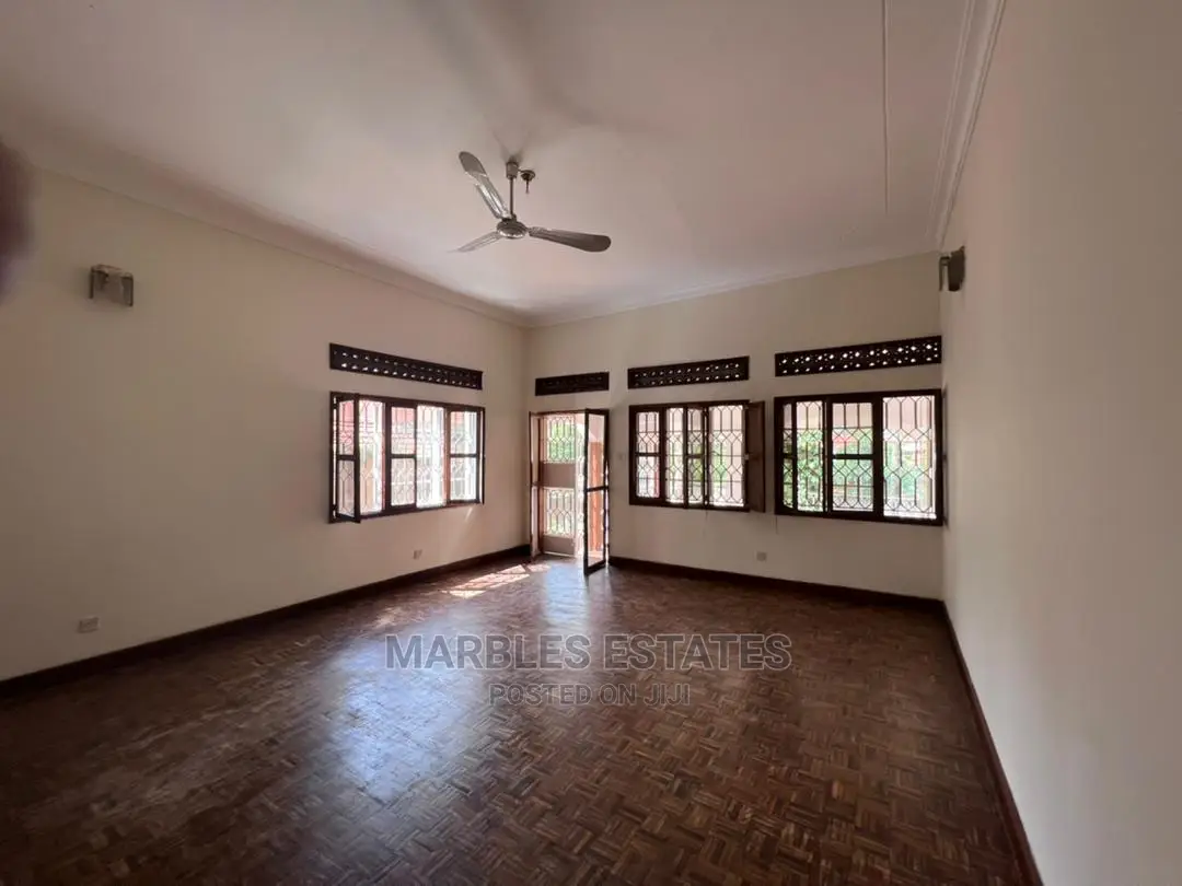 4bdrm Bungalow in Naguru, Central Division for Rent