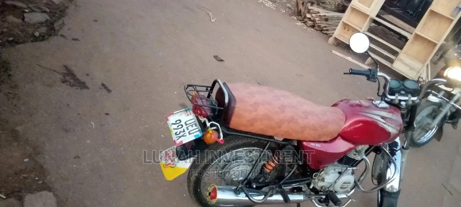 Bajaj Boxer 2019 Red