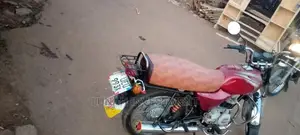 Bajaj Boxer 2019 Red