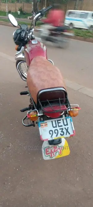 Bajaj Boxer 2019 Red