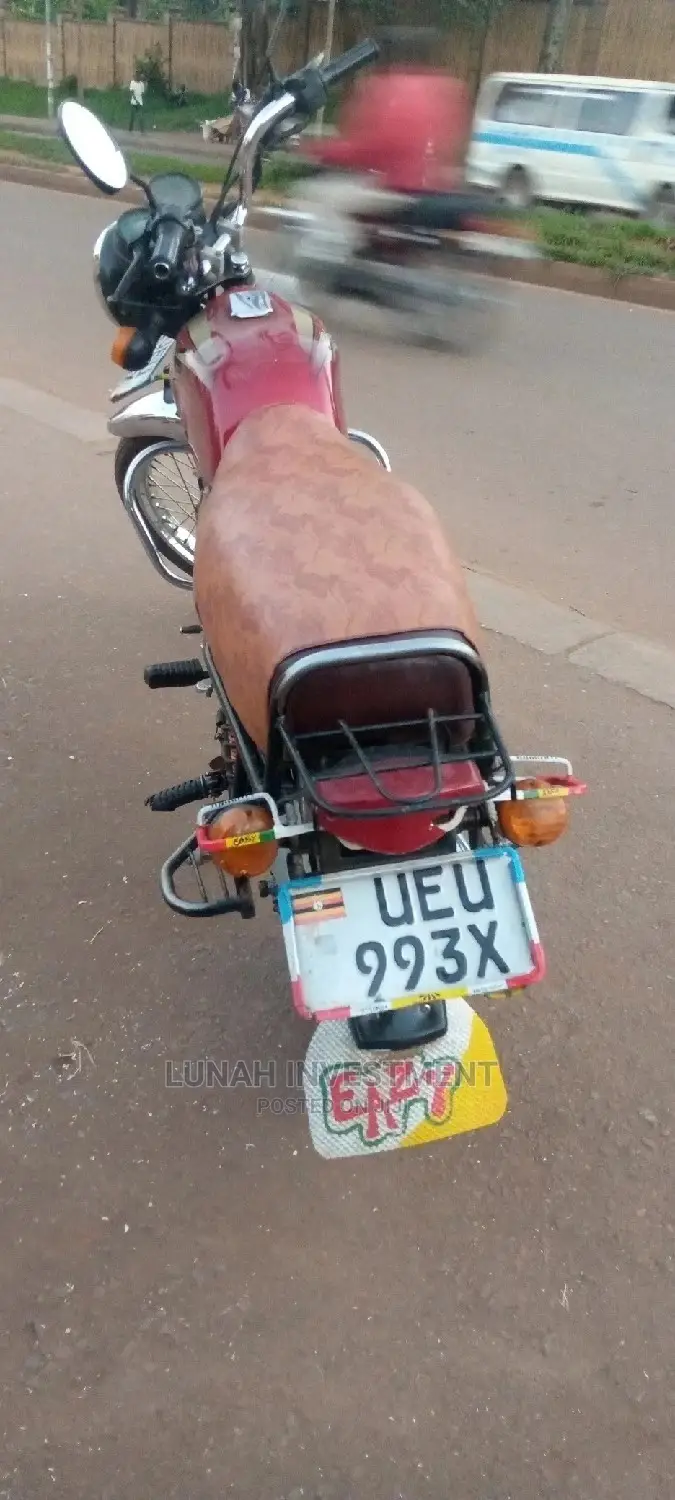 Bajaj Boxer 2019 Red