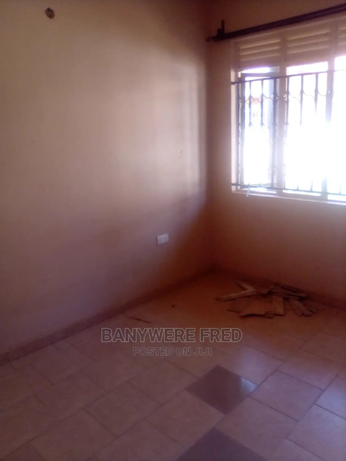 Furnished 2bdrm Bungalow in Kira for Rent