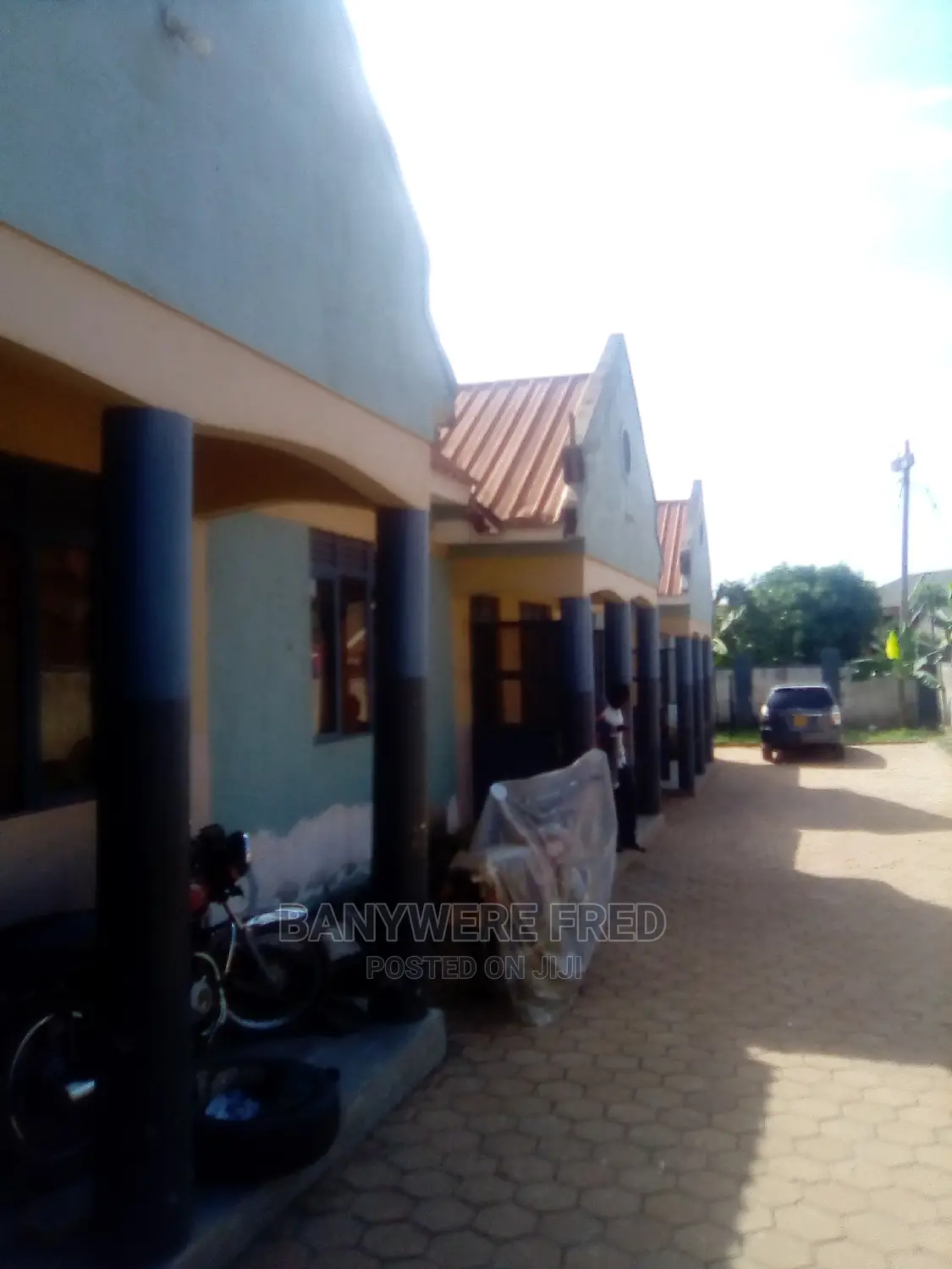 Furnished 2bdrm Bungalow in Kira for Rent