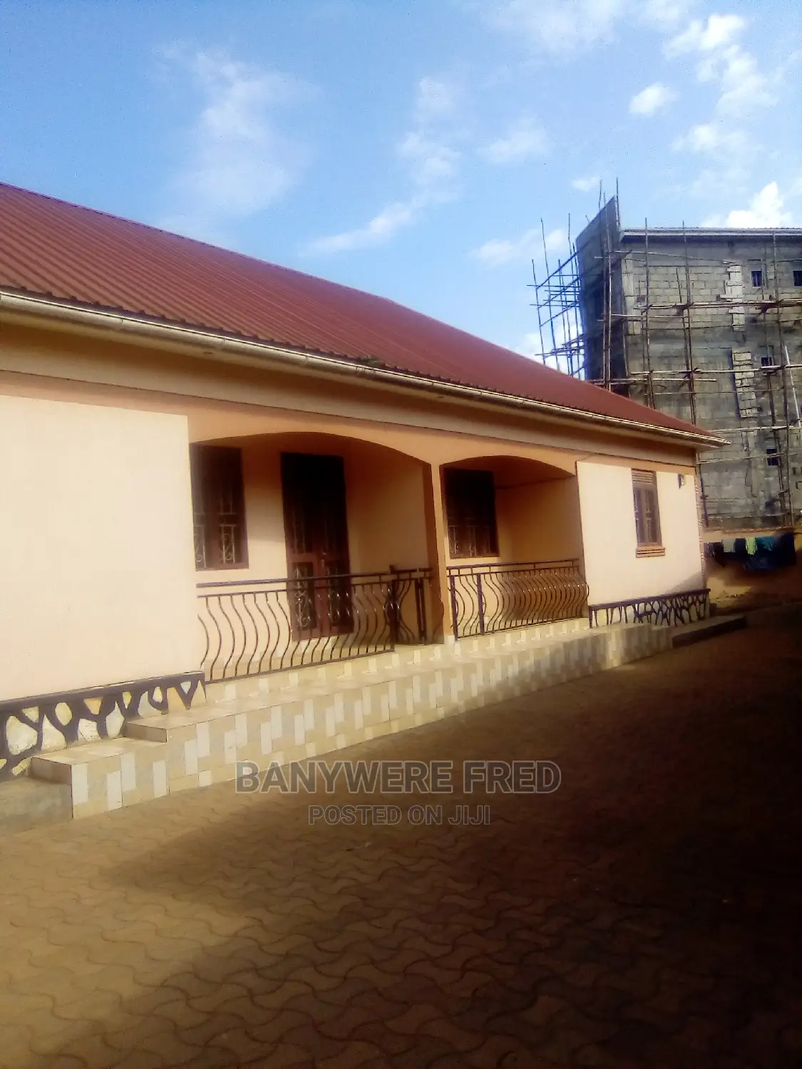 Furnished 2bdrm Bungalow in Kira for Rent