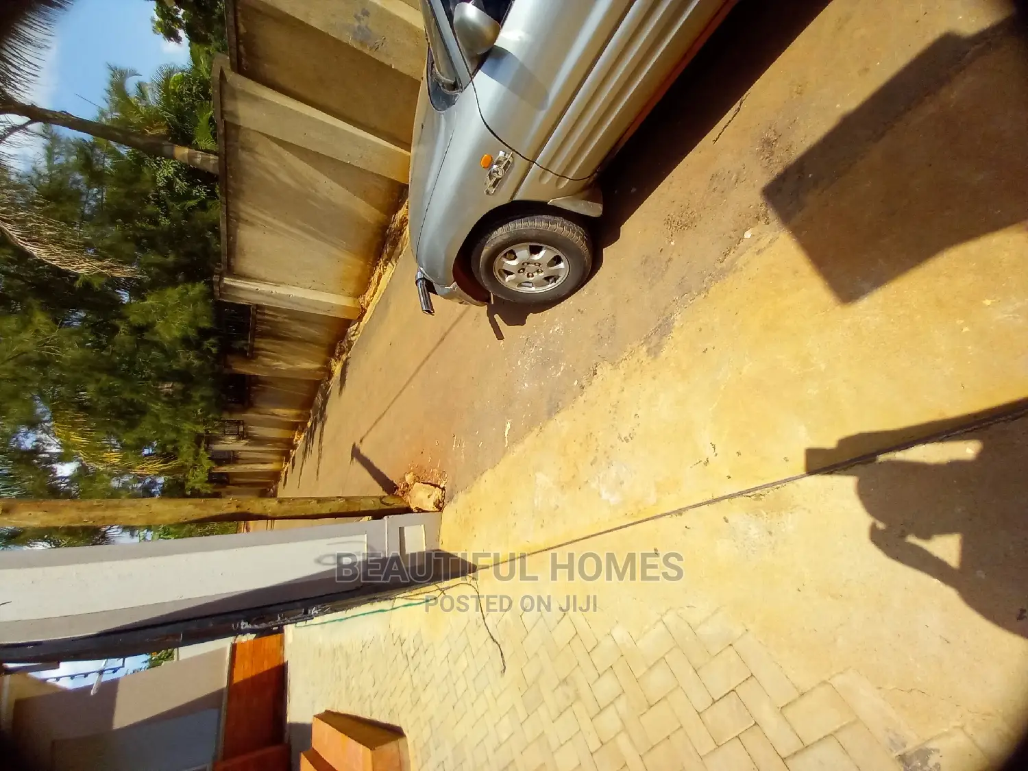 Furnished 4bdrm House in Kira Mamerito for Sale