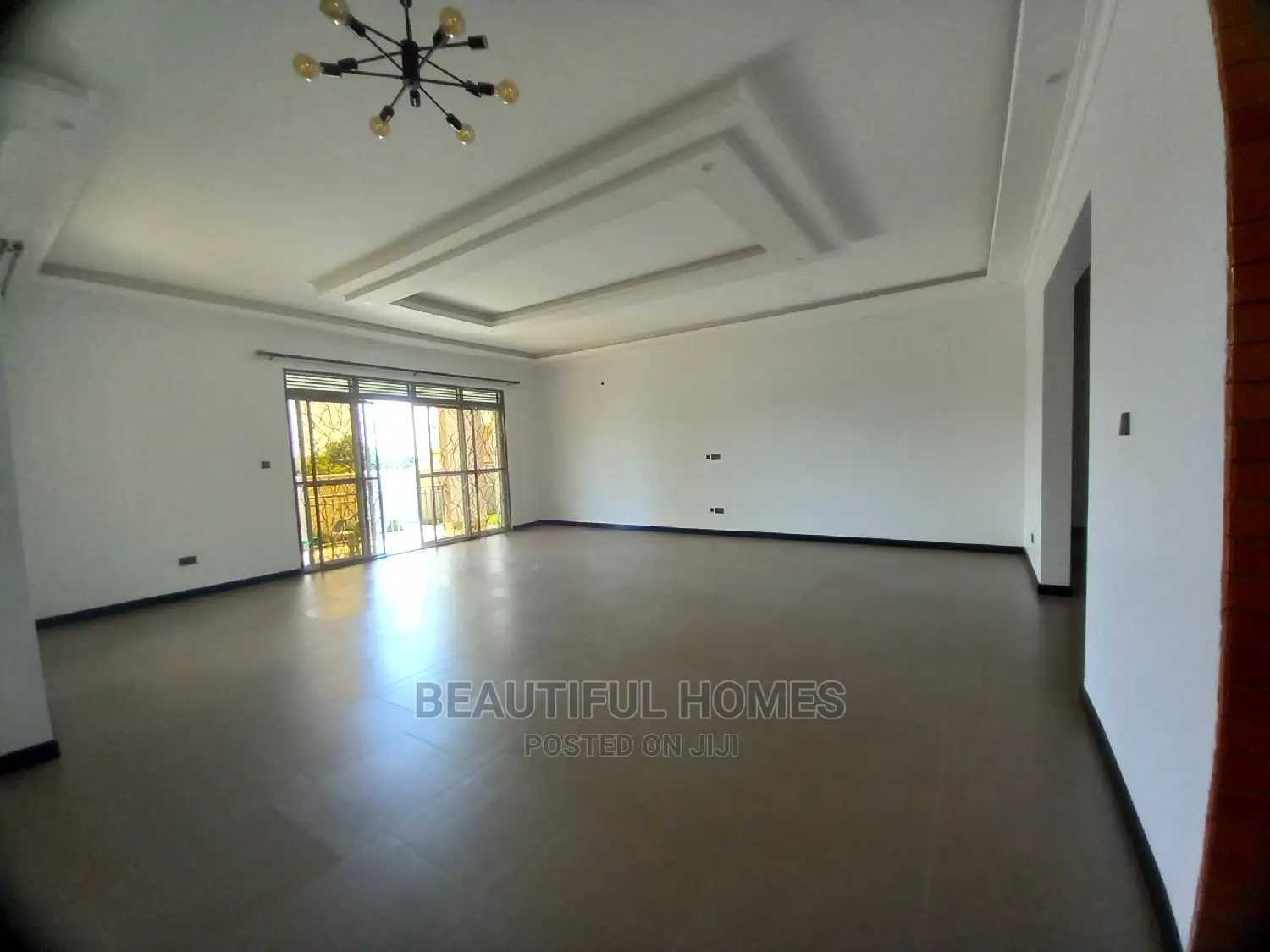 Furnished 4bdrm Bungalow in Kira Corporate for Sale