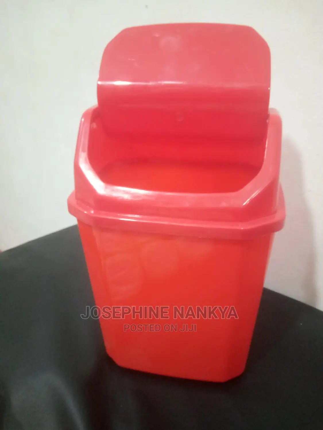 Mukwano Swing Dustbin 10ltr Red Colour