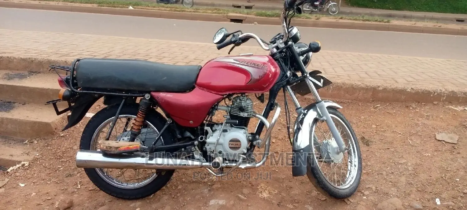 Bajaj Boxer 2020 Red