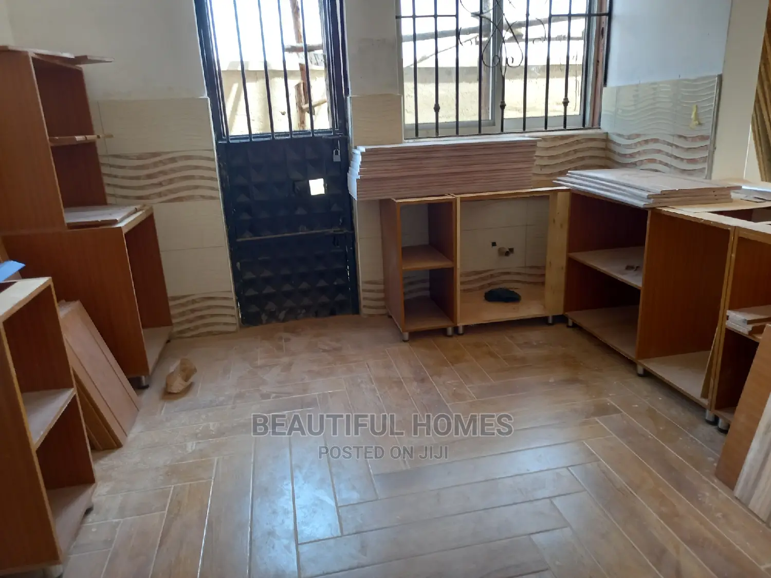 Furnished 4bdrm Duplex in Najjera, Central Division for Sale
