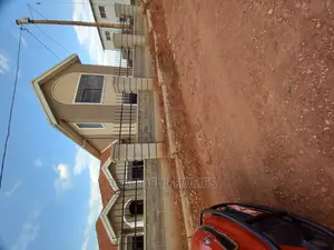 Furnished 4bdrm Duplex in Kira Tarmack, Central Division for Sale