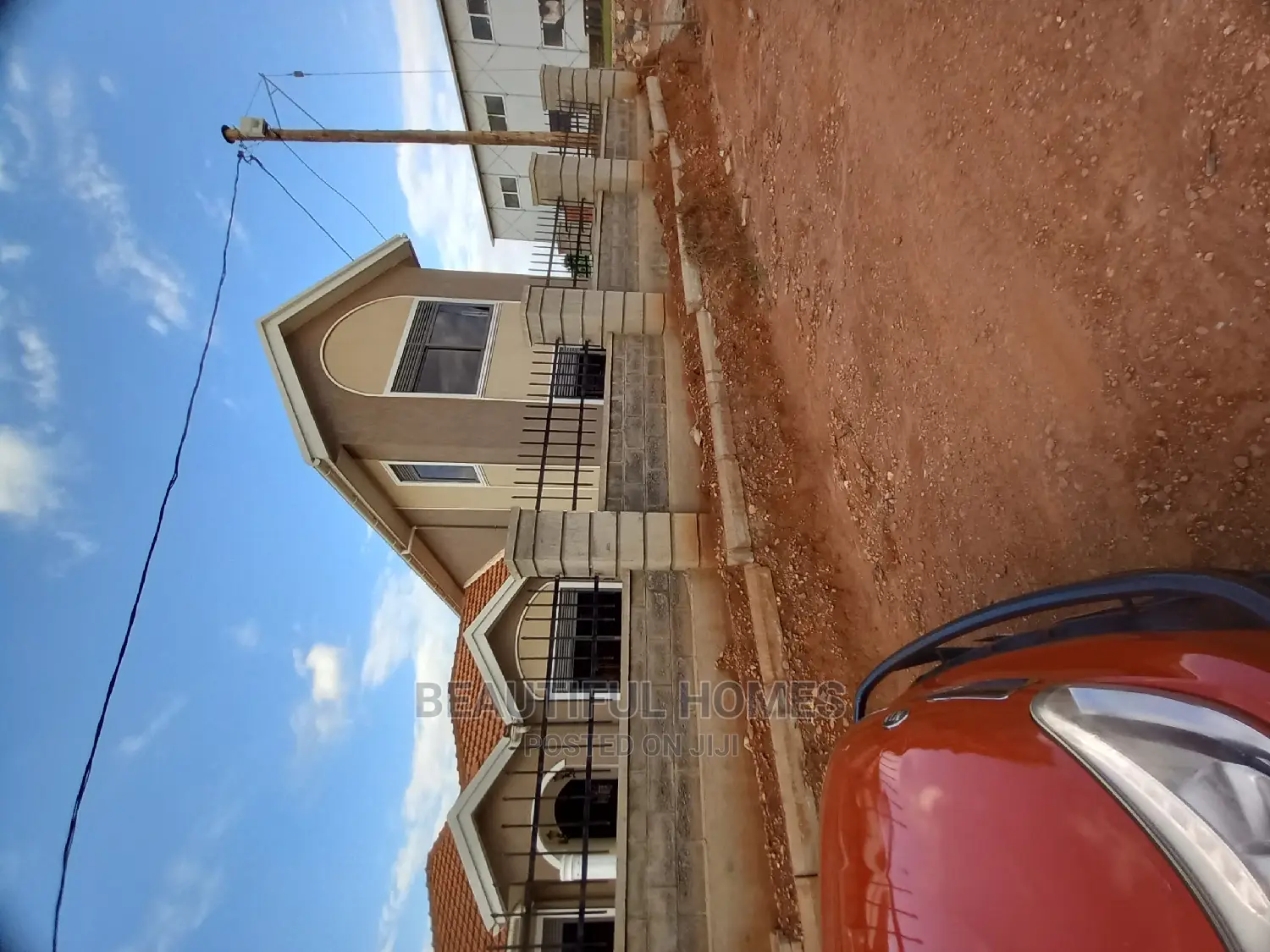 Furnished 4bdrm Duplex in Kira Tarmack, Central Division for Sale