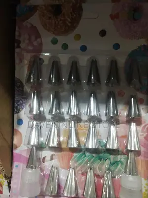 24 Pcs Cake Decorating Nozzle Set