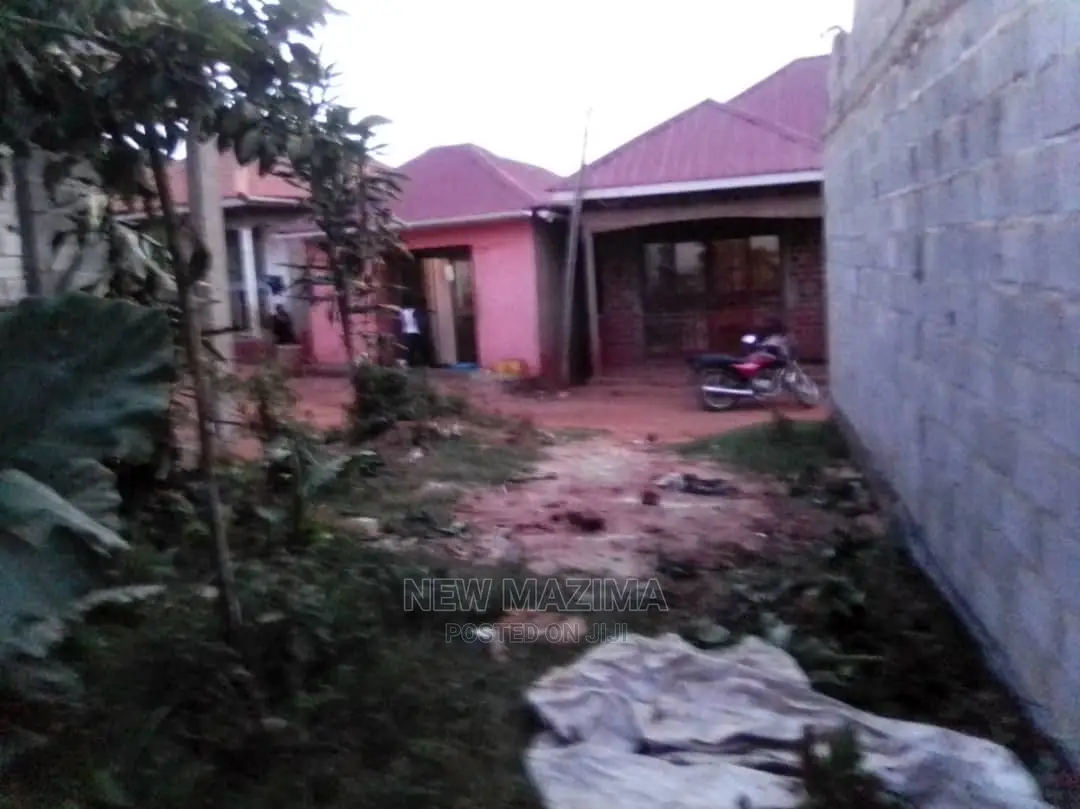 Small Plot on Quicksale in Heart of Namasuba Ndejje Kanaaba