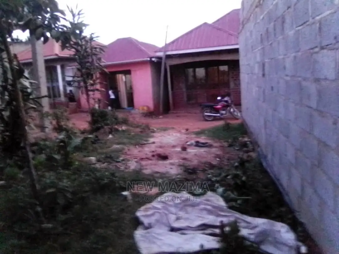 Small Plot on Quicksale in Heart of Namasuba Ndejje Kanaaba