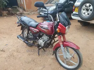 Bajaj Avenger 150 Street 2018 Red