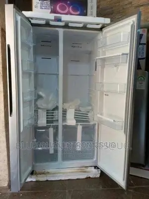 Hisense 670litre Side_by_side Door Fridges With a Dispenser.