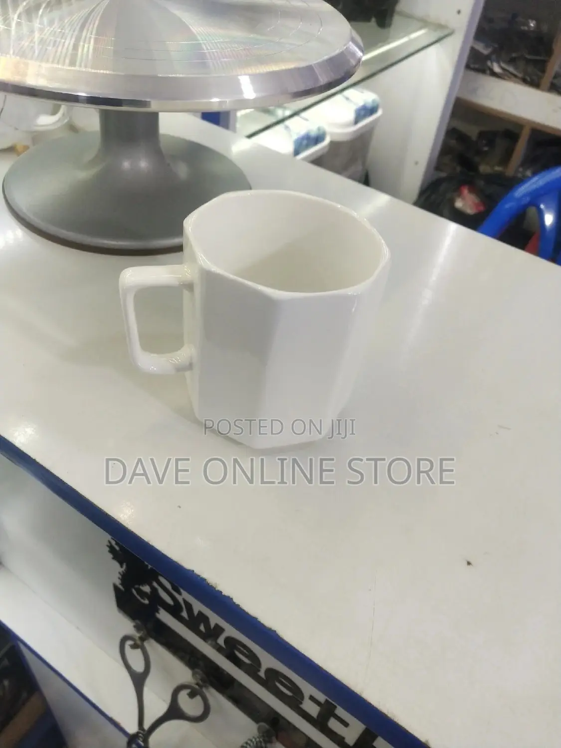 Dozen of Classy Cups