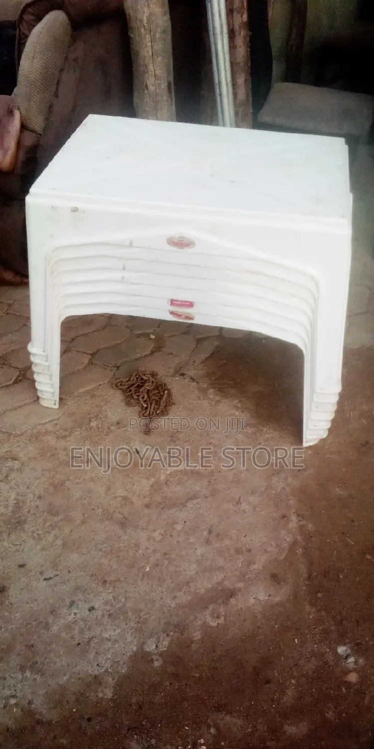 Plastic Kenpoly Table