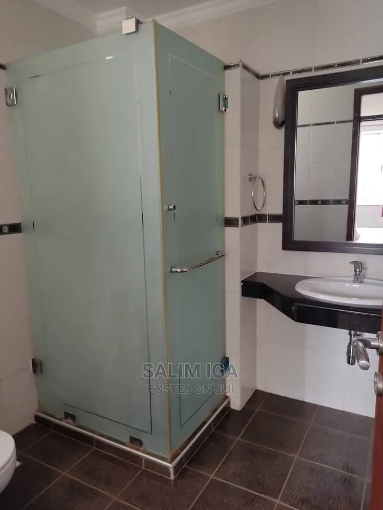3bdrm Block of Flats in Kololo Property, Central Division for Rent