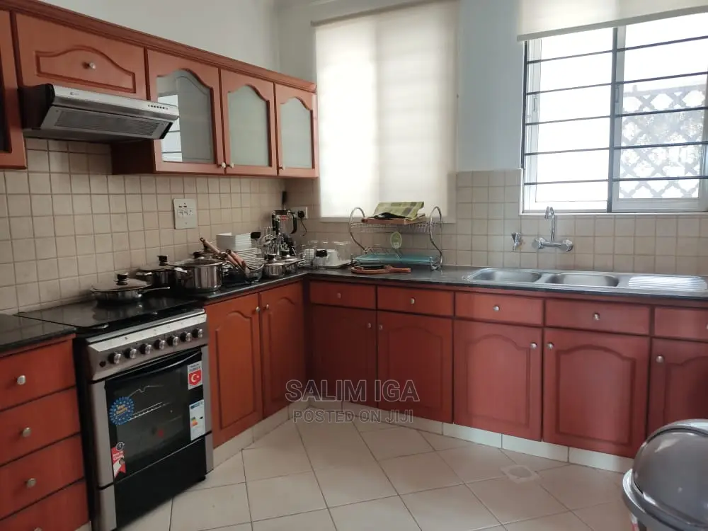3bdrm Block of Flats in Kololo Property, Central Division for Rent